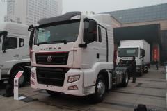 中國重汽 SITRAK C7H重卡 400馬力 4X2 牽引車(ZZ4186V361MD1B)